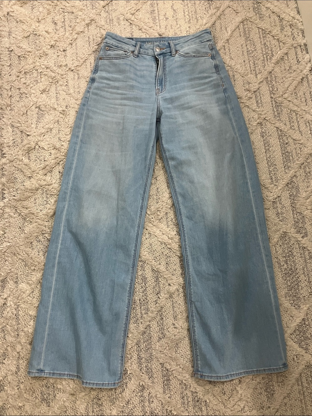 American Eagle , women’s 2 Long, Outfitters curvy super high rise Wide-Leg Jeans